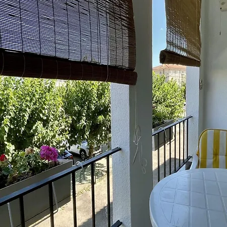 The In Estartit Apartment *